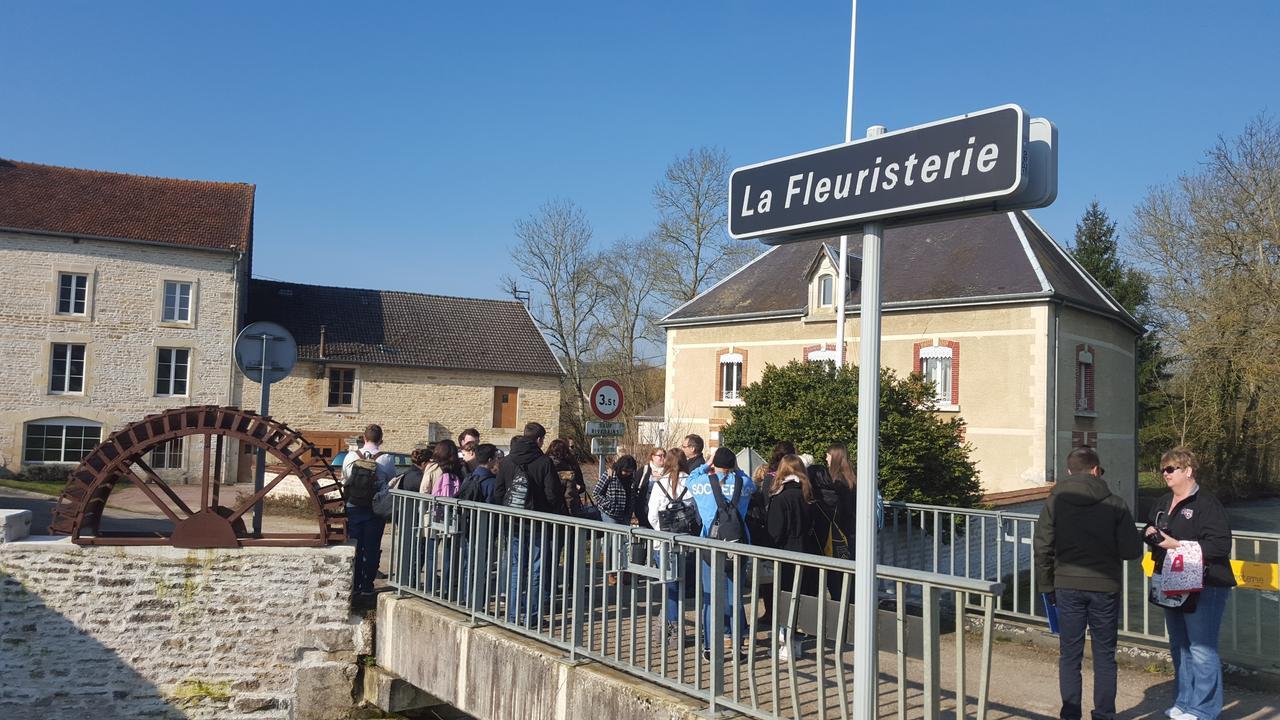 Moulin De La Fleuristerie Acomodação com café da manhã Orges Exterior foto